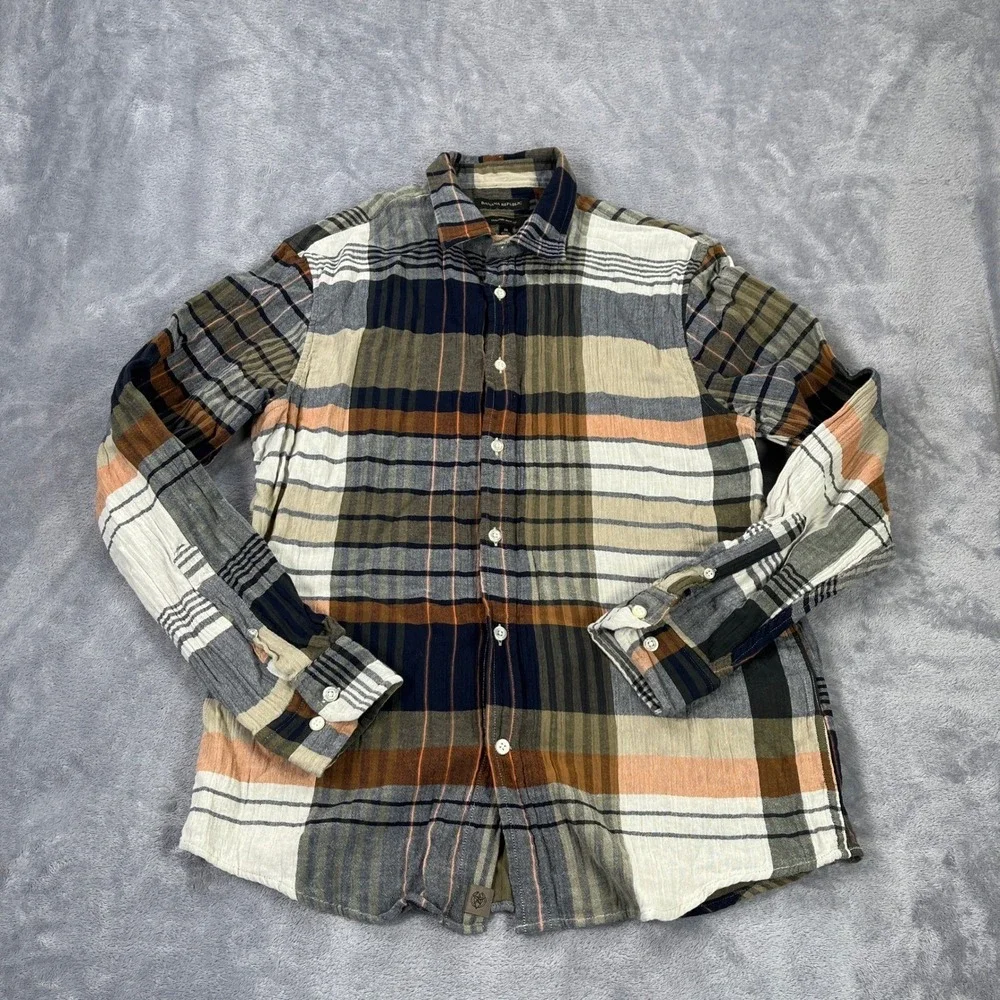 BR Plaid Shirt Mens M Multicolor Untucked Earthcore Cabin Gorpcore Layering